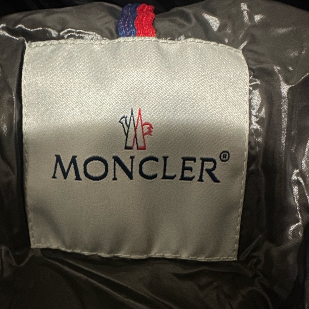 Moncler Men's Shiny Black Puffer Jacket - Picture 7 of 9